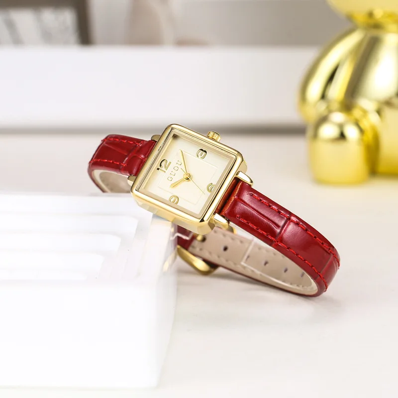 여성용 가죽 스트랩 시계, 고급스럽고 고급스러운 석영 손목시계, 작고 세련된 석영 시계, 여성용 액세서리.