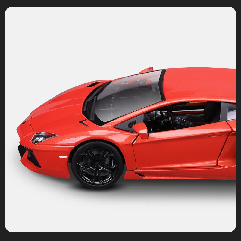 In Stock Bburago 1:18 Lamborghini Aventador Lp 700-4 Assembly Car Toys Alloy Miniature Diecast Model Toys Sports Car Kids Gift