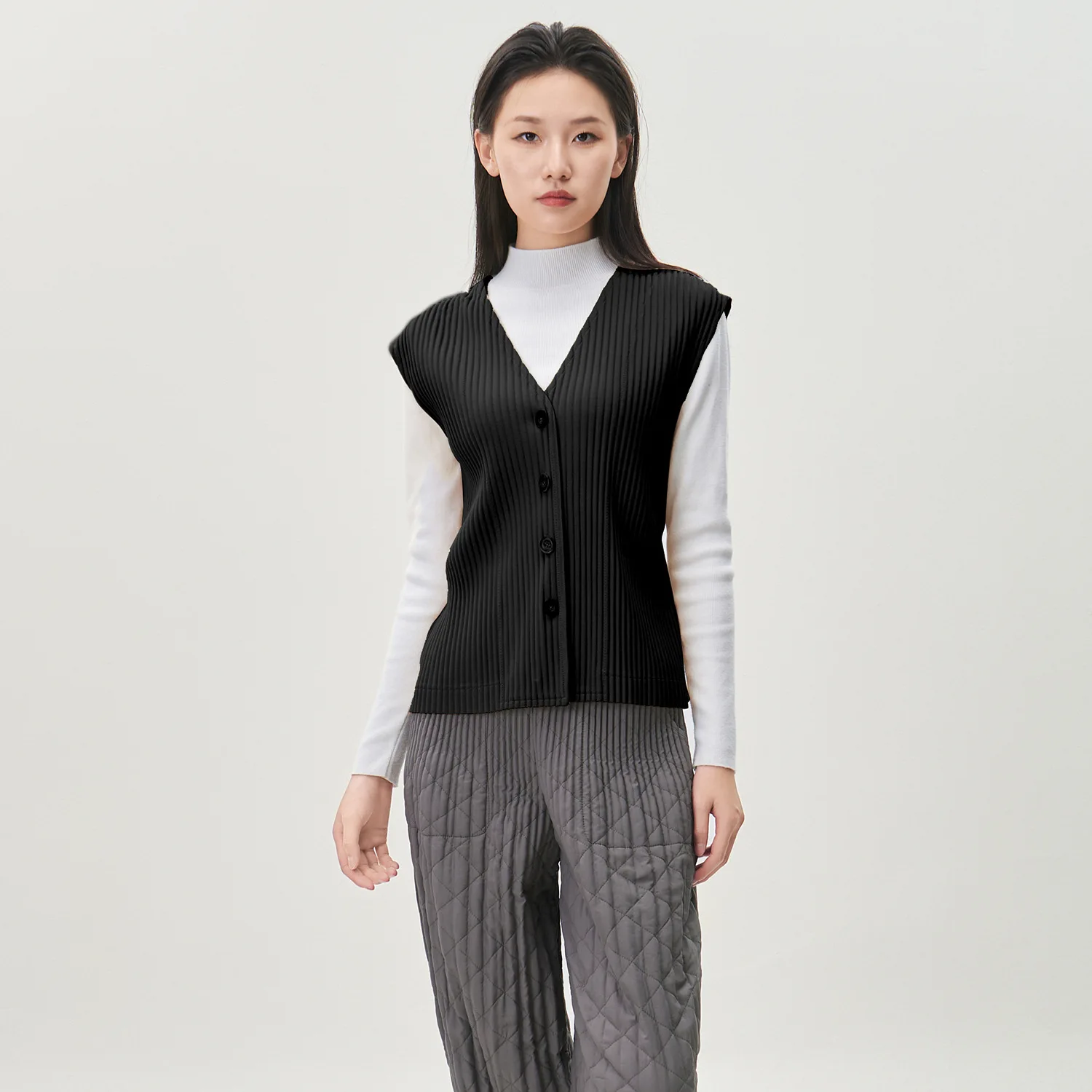 

Miyake Fold 2025 Vest Women's Autumn/Winter Outerwear British Style Loose Single Breasted Commuter Versatile Vest Shoulder