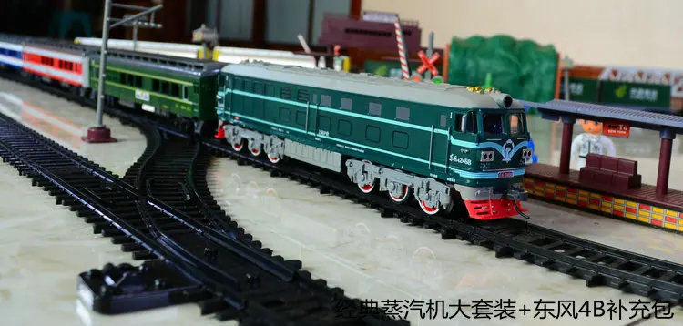 1/87 Dongfeng Type 4B Green Watermelon Internal Combustion Locomotive Head Rack Model Children's Toy Scene Display Toy