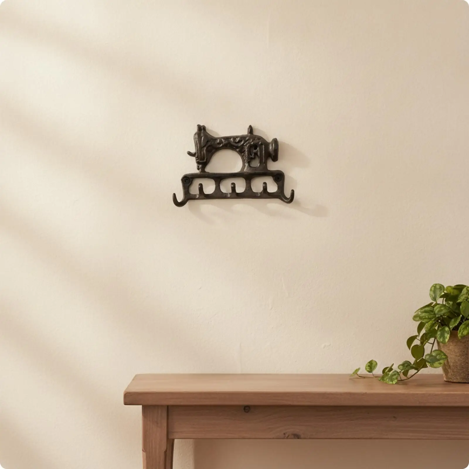 Wall Mounted Hook Rack Cast Iron Retro Sewing Machine Design for Craft Room Entryway Five Pegs Space Saving Organizer for Keys