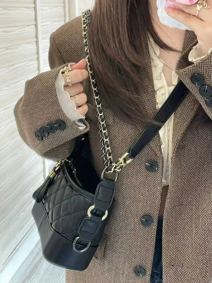 

New Sle Small Fraance Sle Diamond id Chain Bag Women's Single oulder Slant Cross Buet Bag High Sense Versatile Ar...