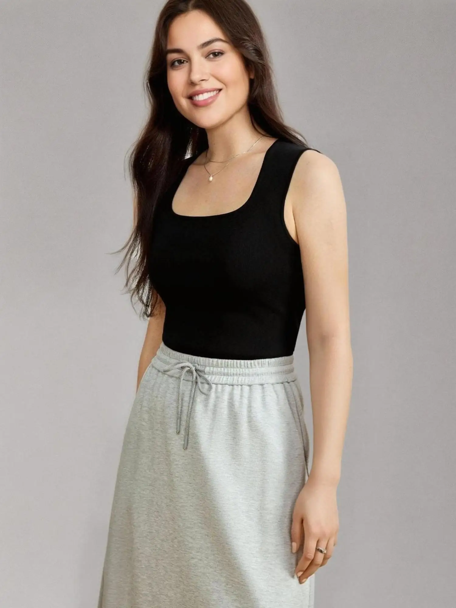 DUSHU Single Bundle Women\'s Clothing 2025 New Simple Knitted Camisole Vest Fashionable Big U-neck Versatile Top 25DS81209