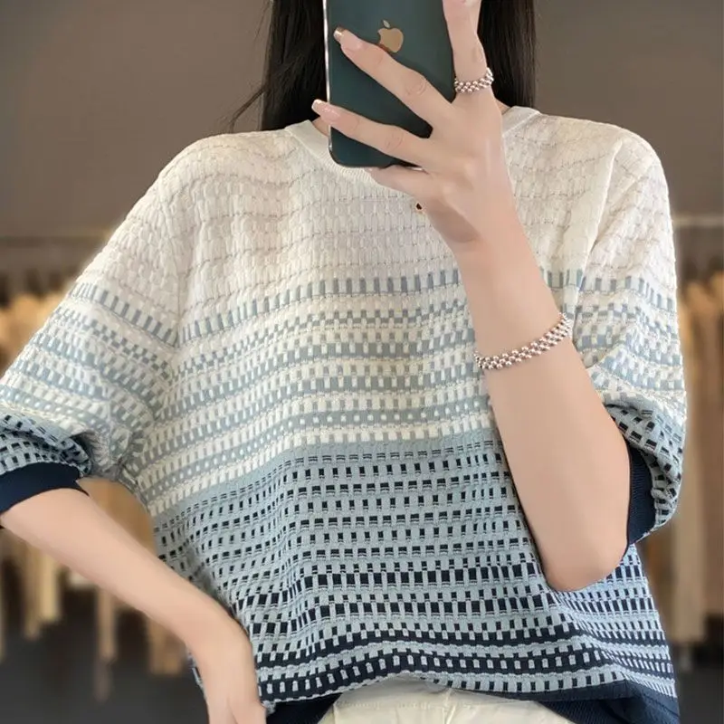 Summer New Color Blocked Ice Silk Women's 2024 Splicing Striped Fashion Loose and Versatile Western Short Sleeve Knitted Tops