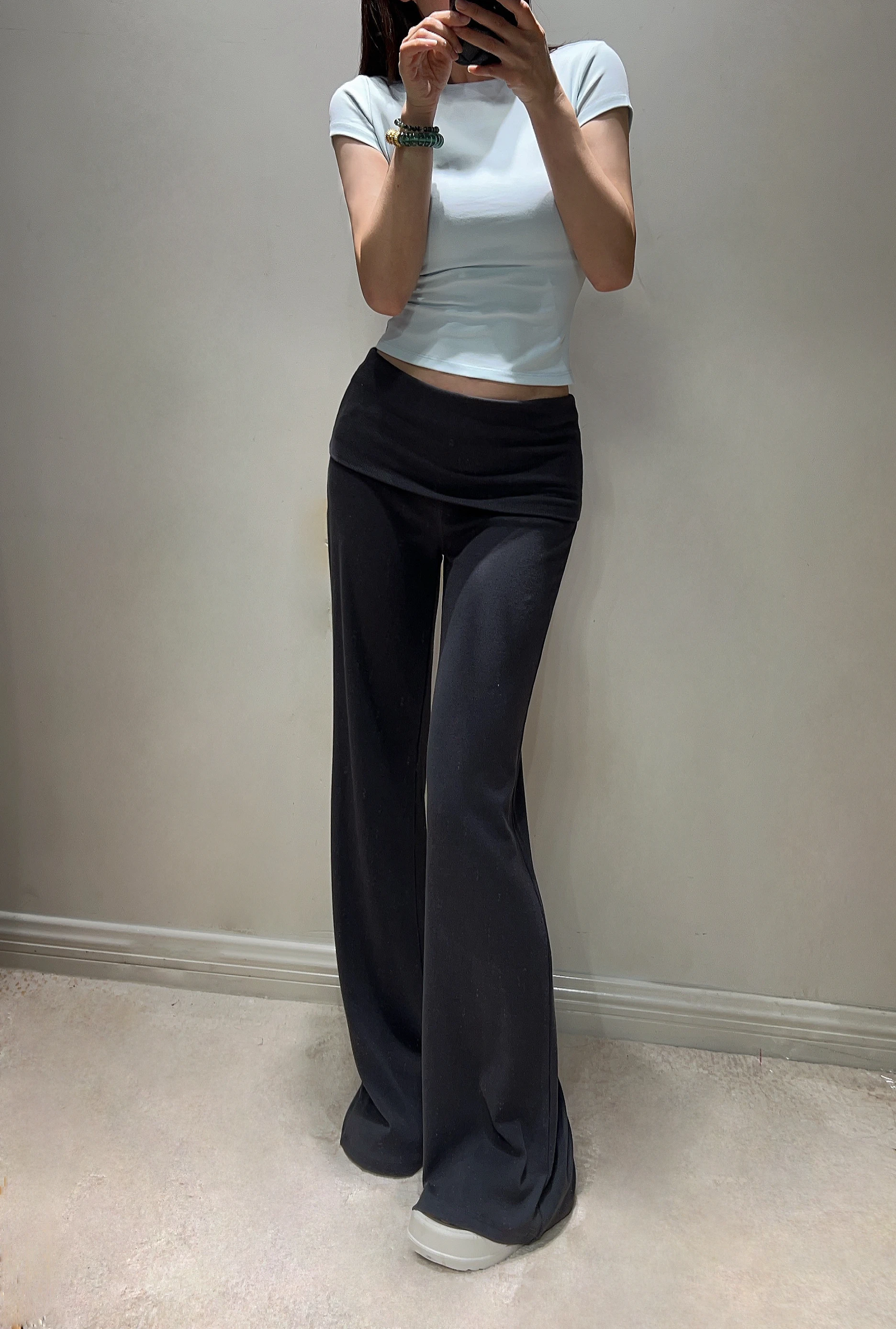 

High Quali Alike "Walking" Loose Knitted Skirt Pants Coffee Color Deep Flower ey High Waist Foldable Belt Commute Sle