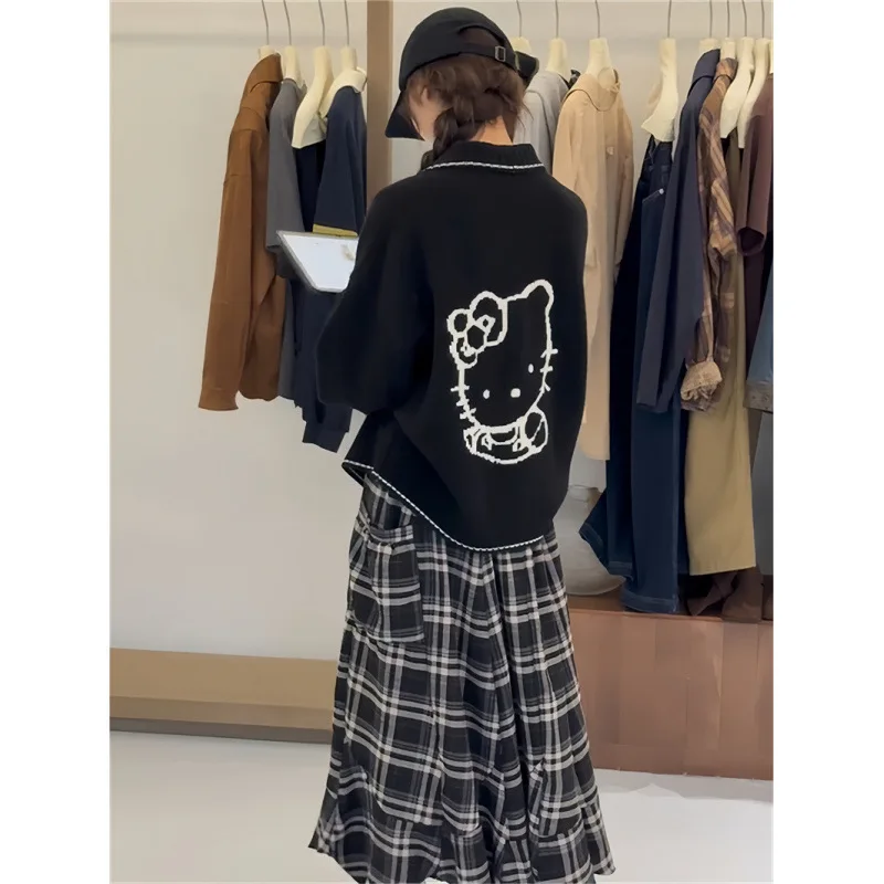 

MINISO Hello Kitty Fashion Jacket 2025 Korean Style V-neck Splicing Relaxation Knitted Cardigan