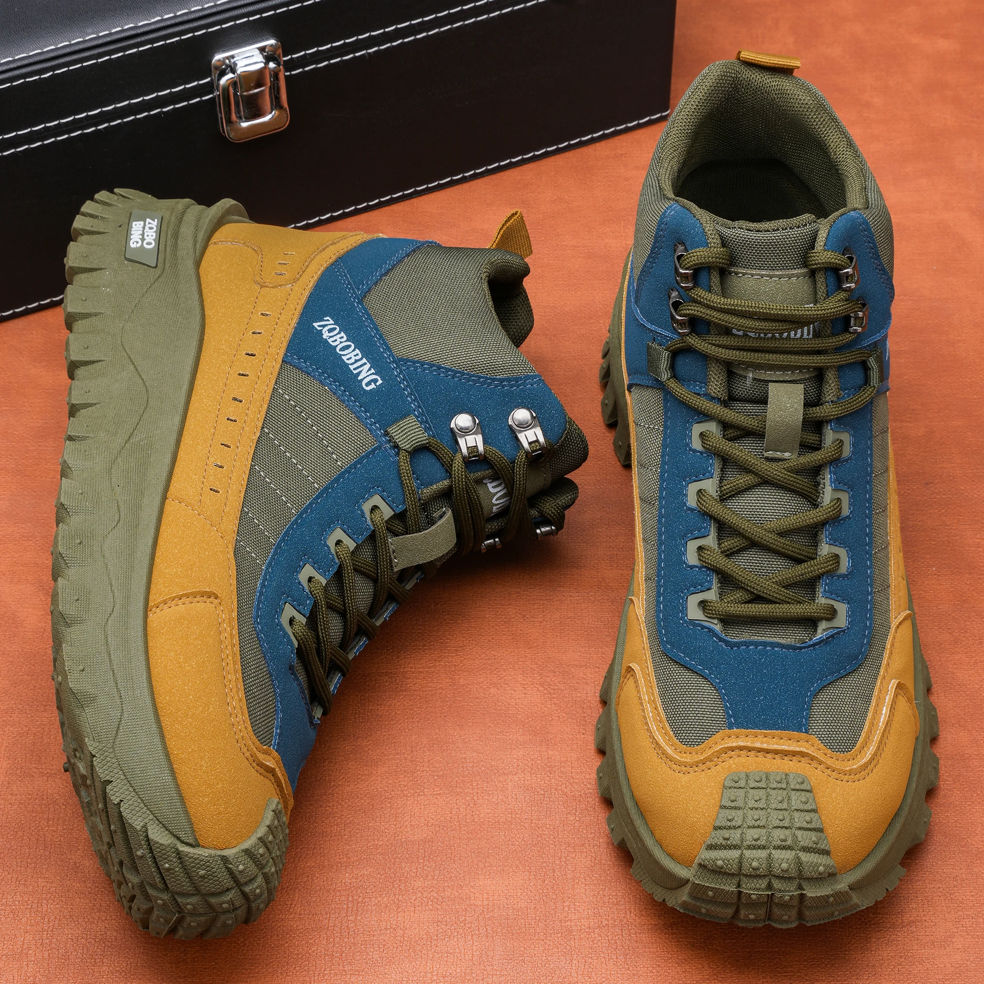 Neue Herbst- und Winter-High-Top-Outdoor-Wanderschuhe für Herren, Größen 39-48, dickbesohlte, rutschfeste, verschleißfeste Arbeitsschuhe, Farbblockierung, vielseitig, trendig, höhenvergrößernde Herren-Sportschuhe – Detail 5