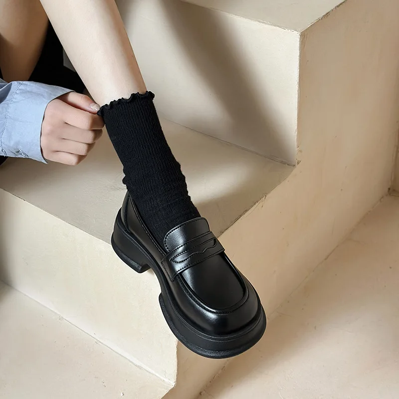 

Маленькие кожаные туфли в английском стиле на толстой подошве для женщин, новинка весны и осени 2025 года, лоферы Мэри Джейн, одинарные туфли