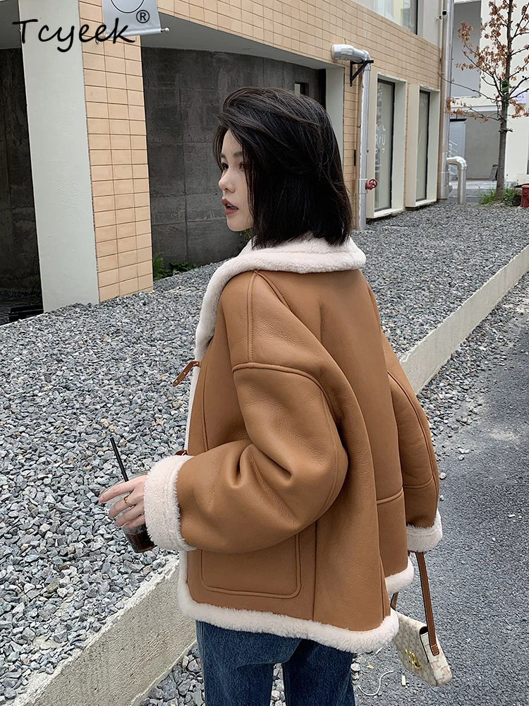 Tcyeek Prawdziwa Wełna Jesień Zima Elegancki Modny Jednolity Kolor Krótki Casualowy Damski Płaszcz z Wełny i Futra Shearling Fourrures Femme