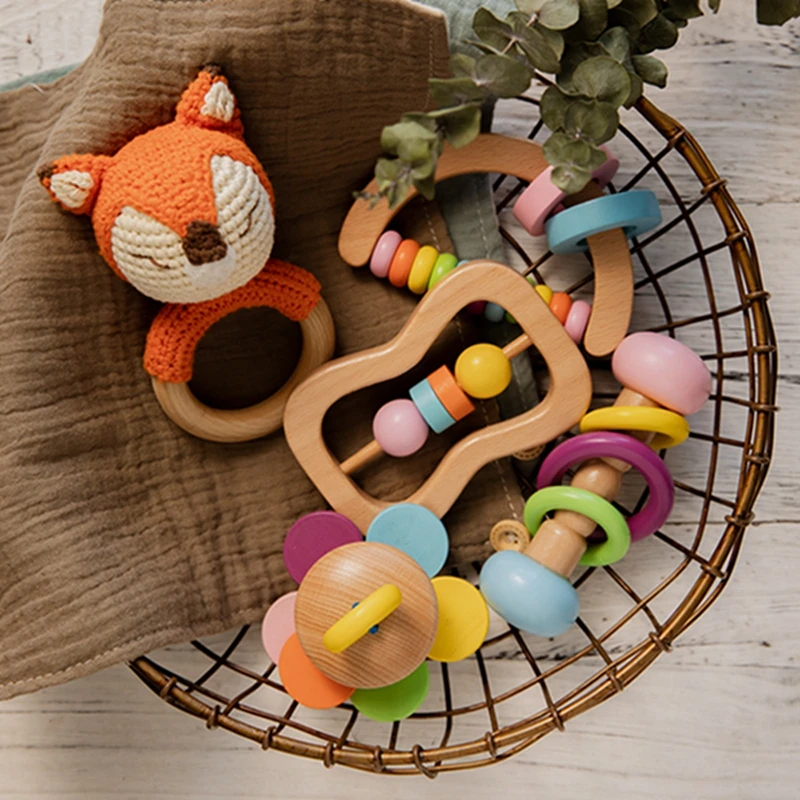 1Set Crochet Animal Rabbit Rattle Toy Soother Bracelet Wooden Teether Ring Baby Product Mobile Pram Crib Wooden Toy Newborn Gift