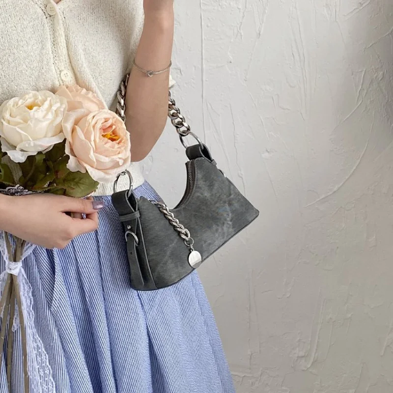 

Famous Designer Leather Women's Handbag High-End Luxury Brand Fashionable Elegant Crossbody Refined Craftwork Daily Bag​