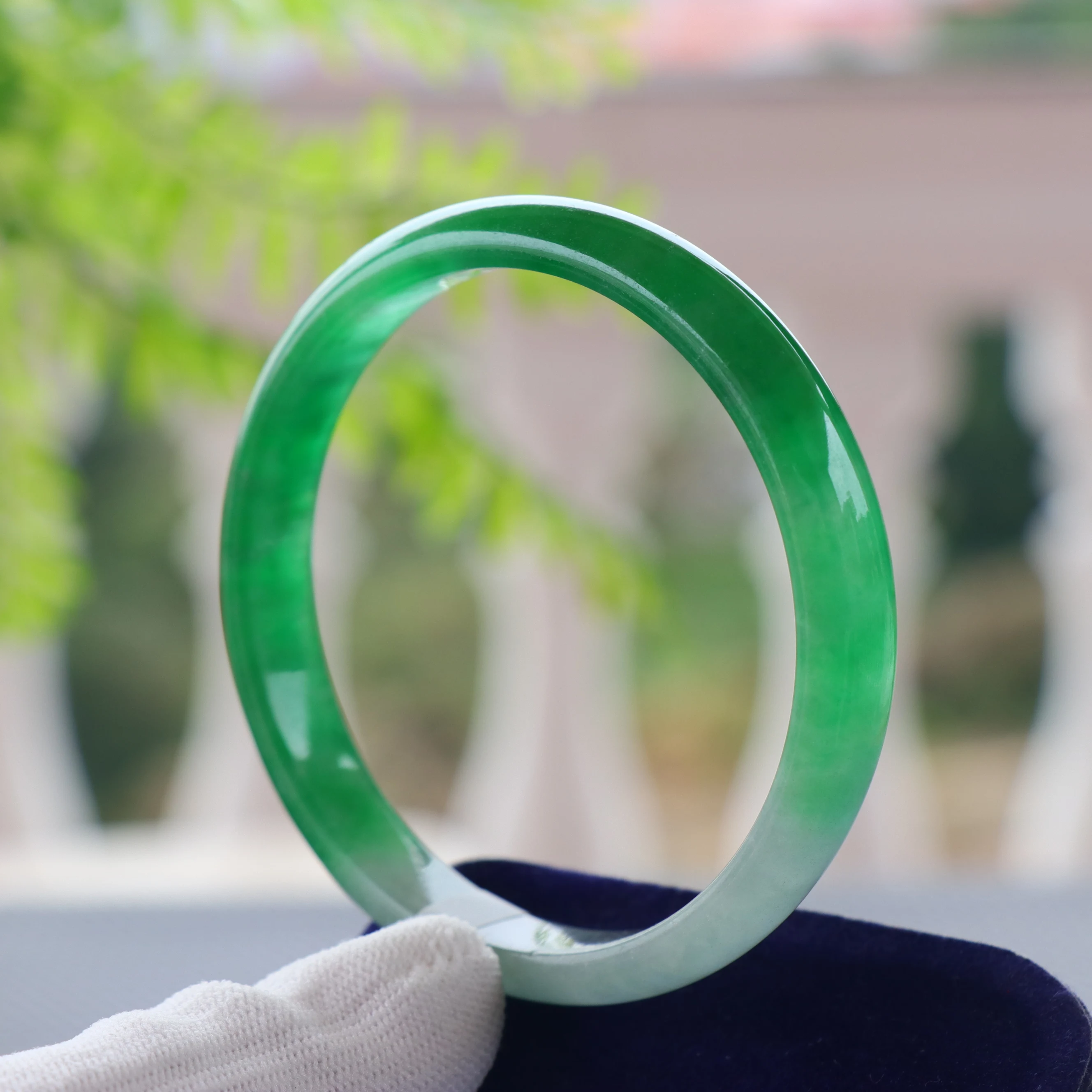 

Natural Green Jade Bangle Bracelet Genuine with Certificate Grade A