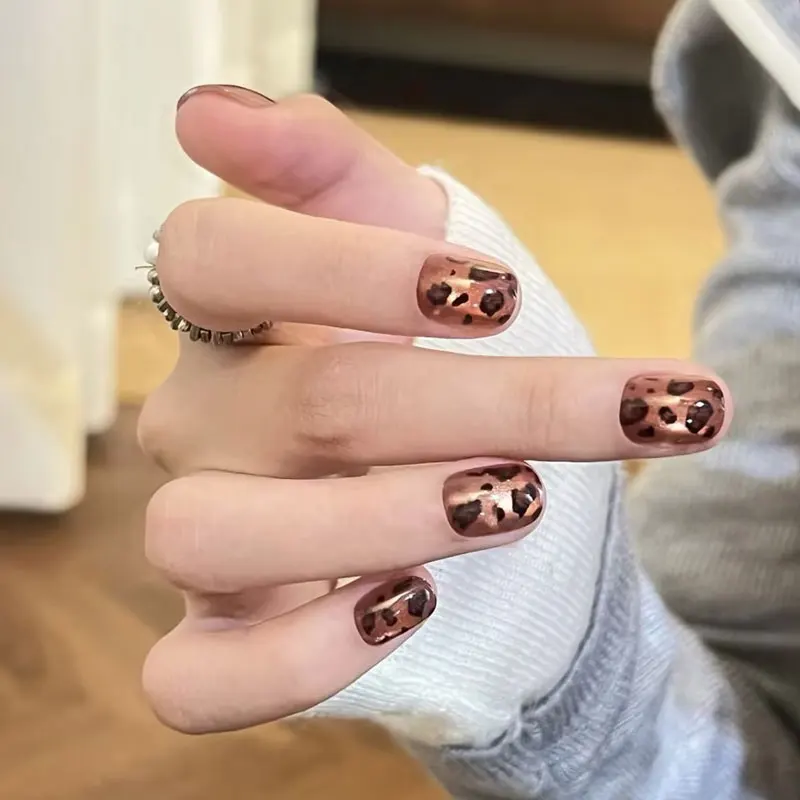 10 Stück Französischer Stil Leopardenmuster mit Katzenaugen-Effekt Aufklebbare Nägel Kurze Ovale Form Hochwertige Nagelspitzen Maniküre-Aufkleber Nagelkunst – Detail 5