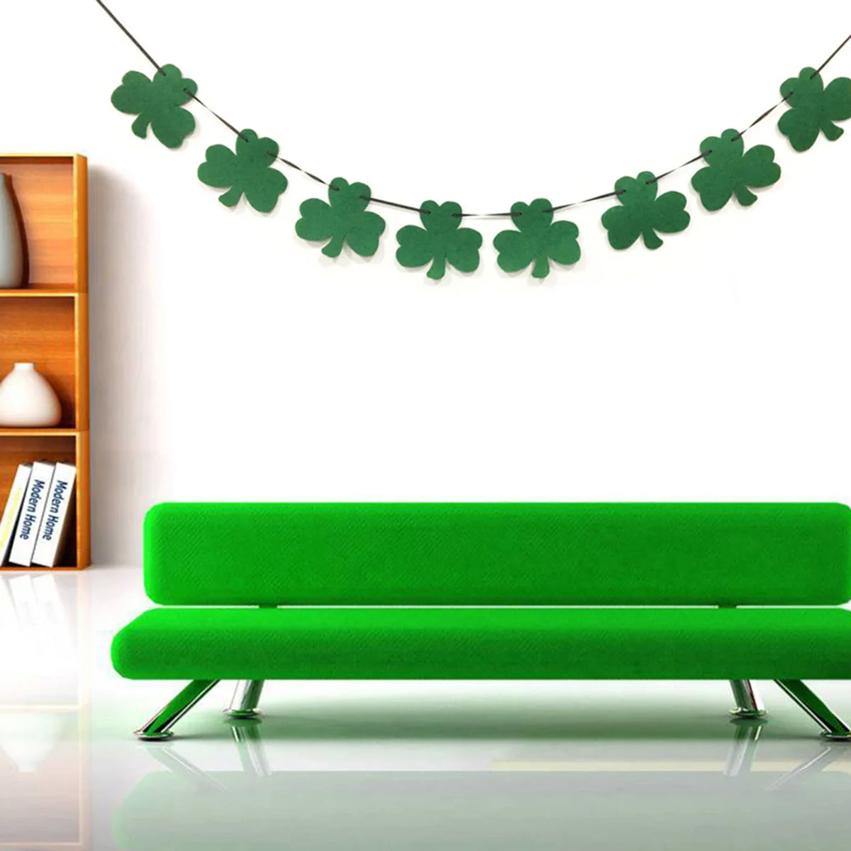 

Clover Flower Shamrock Garland Banner Wall Hanging Decoration European American Flag St. Patrick's Day