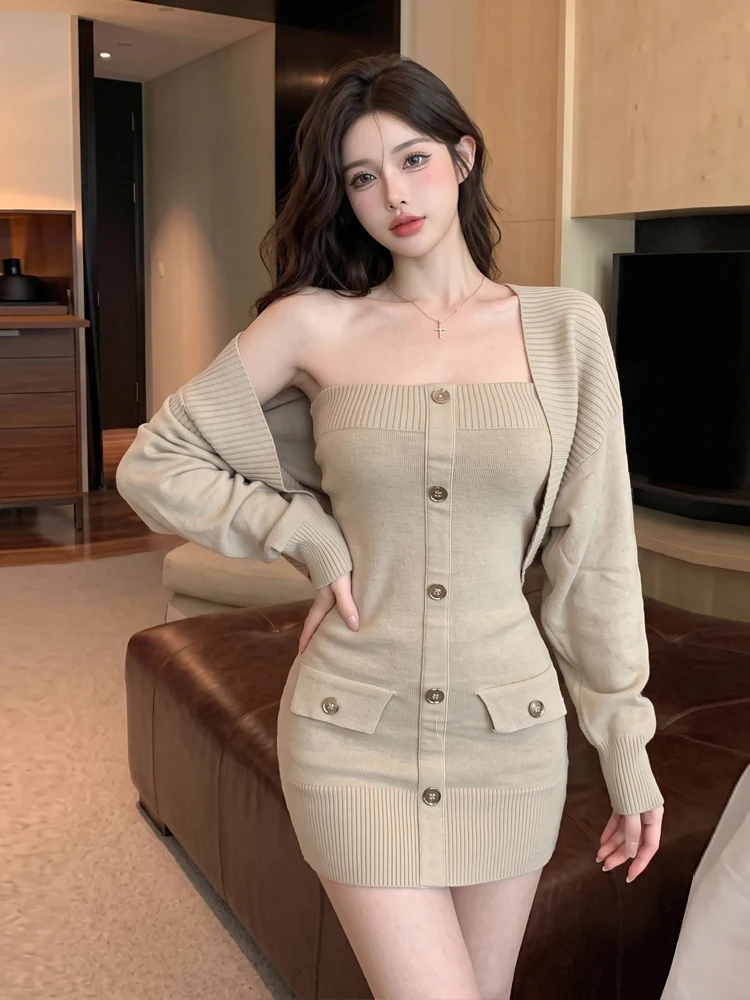 Fashionable Retro Spicy Girl Inner Single Button Knitted Tube Top Wrap around Skirt Cardigan Two Piece Set Trendy Women's Wear