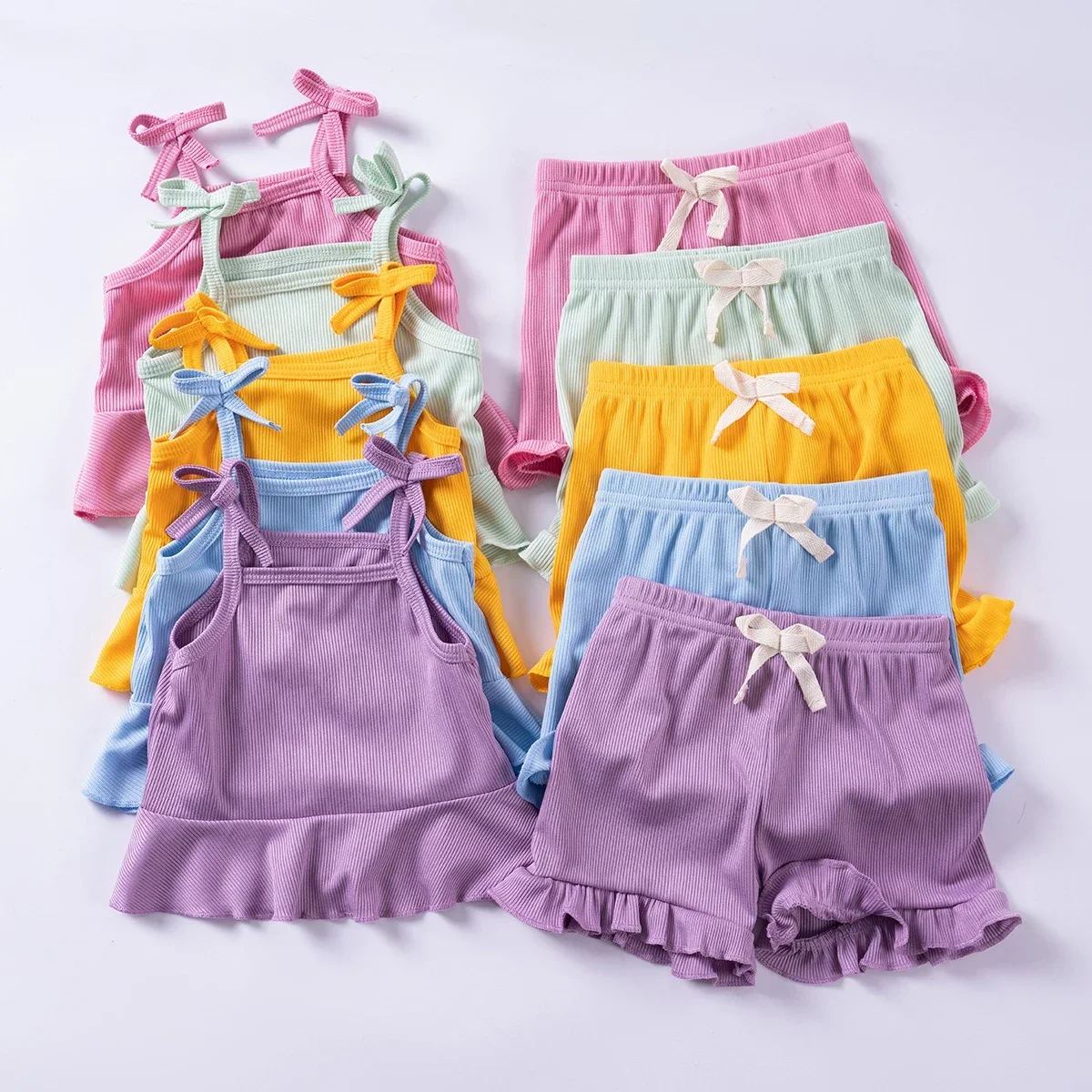 Summer Girls' Clothing 2-Piece Set of Solid Color Casual Short Sleeve Shorts for Girls to Wear Comfortable and Soft Clothes