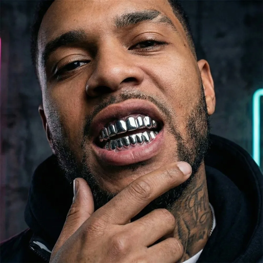 Glossy Finish Teeth Grillz Top Bottom Set Eco-friendly Copper Shiny Teeth Grillz Caps Gold Anti Slip Teeth Jewelry Events