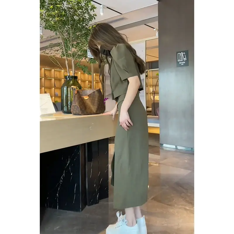 

Faionable ort Sve комплект из костюма и юбки, женский комплект с гонконгским вкусом, легкая летняя одежда Maturi Wind Profional