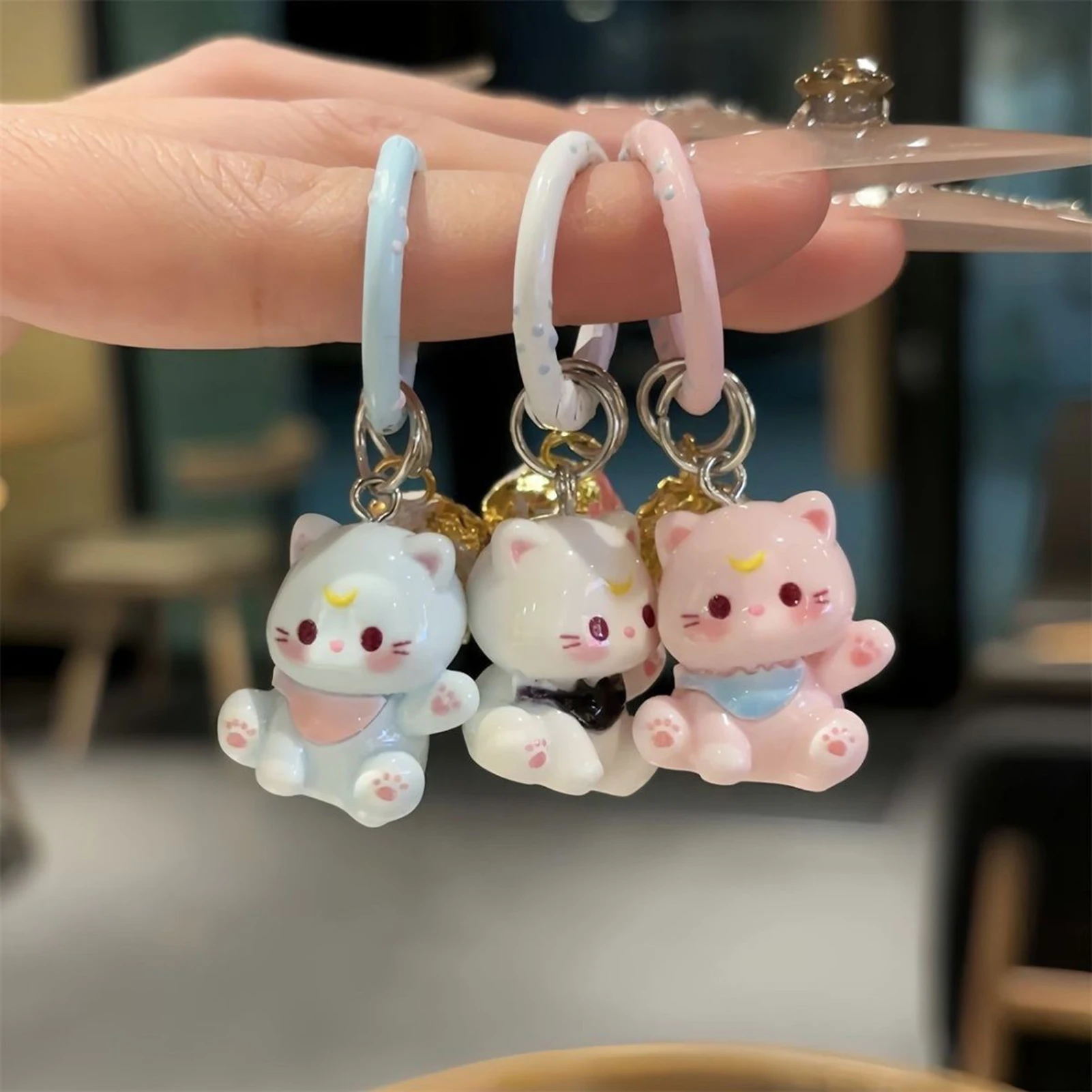 Cute Resin Kitten Keychain with Bell Mini Cat Charm For Keys Bag Purse Gift For Cat Lovers Girls Friends Birthday Gift
