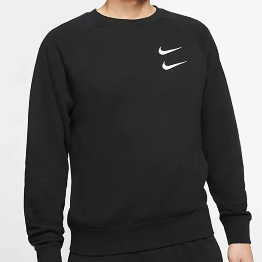 Nike Tee Felpa pullover girocollo con ricamo doppio gancio nero da uomo nera