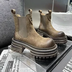 Autunno inverno nuovi stivali corti in tinta unita retrò confortevole suola spessa scarpe da donna versatili stivali grigi fumo di marca di moda