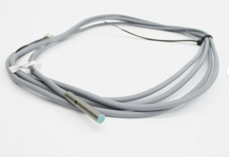 

Brand New NBB0.8-4M25-E0 NBB0.8-4M25-E2 proximity switch Fast Delivery