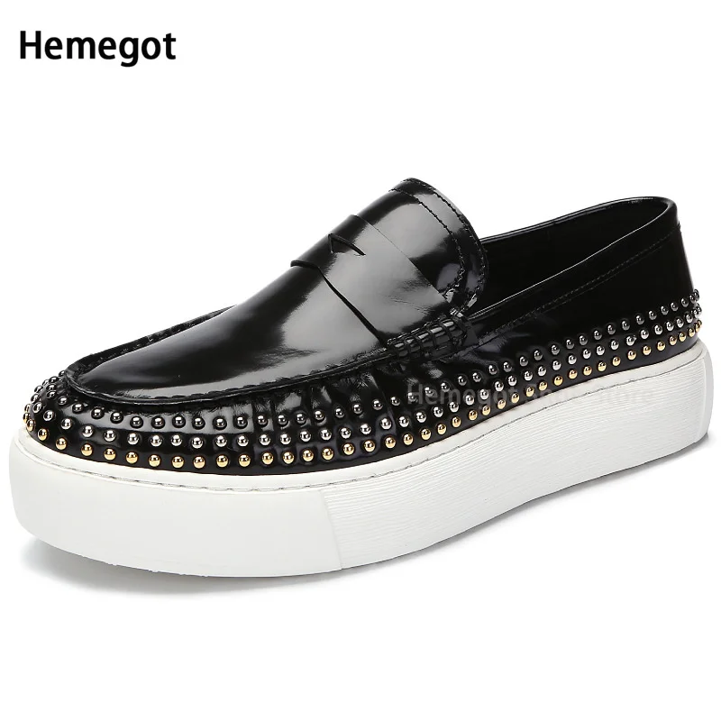 White Soled Riveted Loafers for Men Cowhide Black Casual Shoes Platform Shoes Slip-On Men\'s Shoes Comfortable Breathable Shoes