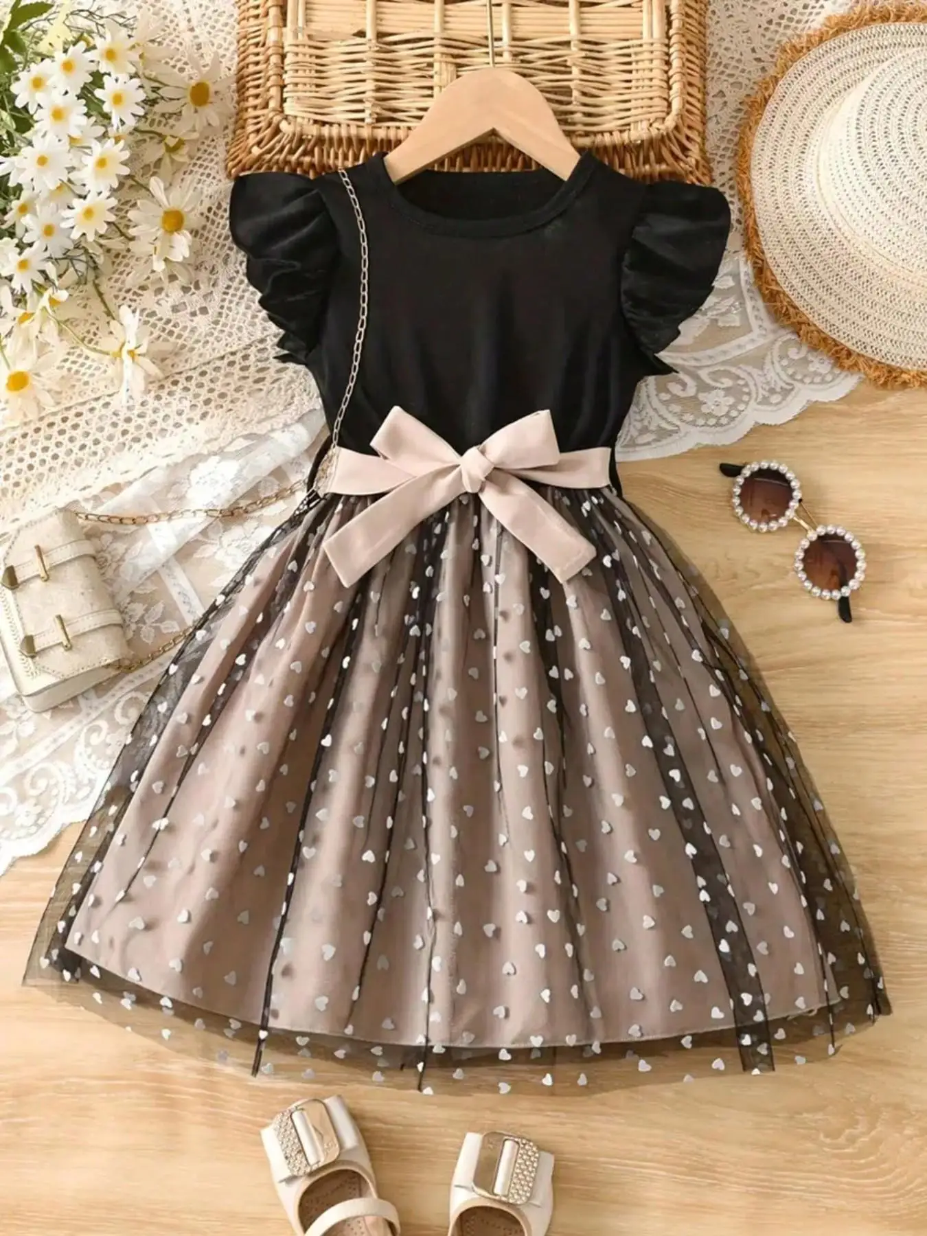 Casual and Elegant Summer Short-Sleeved Ruffled Heart-Shaped Mesh Belt with Bow Tie Waist Belt Princess Skirt Children's Dress