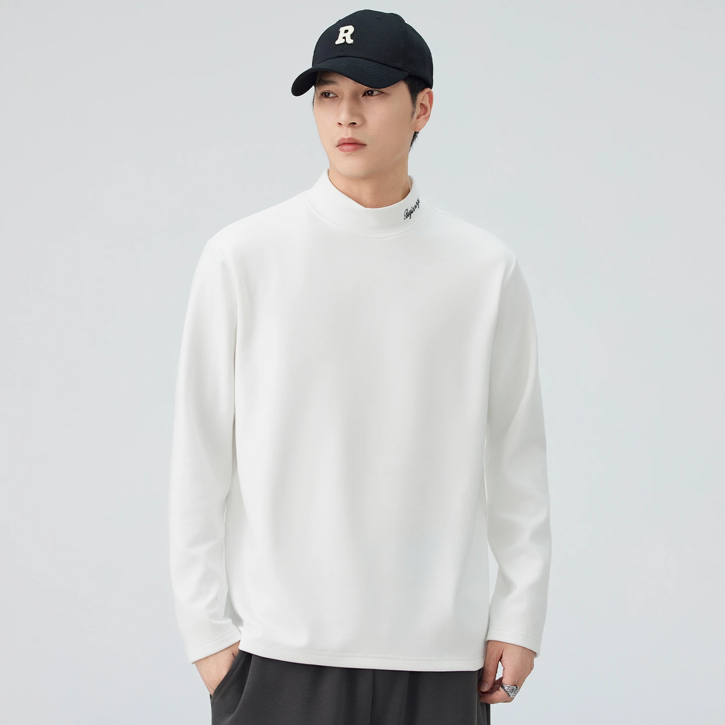 Autumn Long Sleeve Stand Collar Embroidery T-shirt Men Loose Casual Bottom T Shirt Campus Boys Tshirt