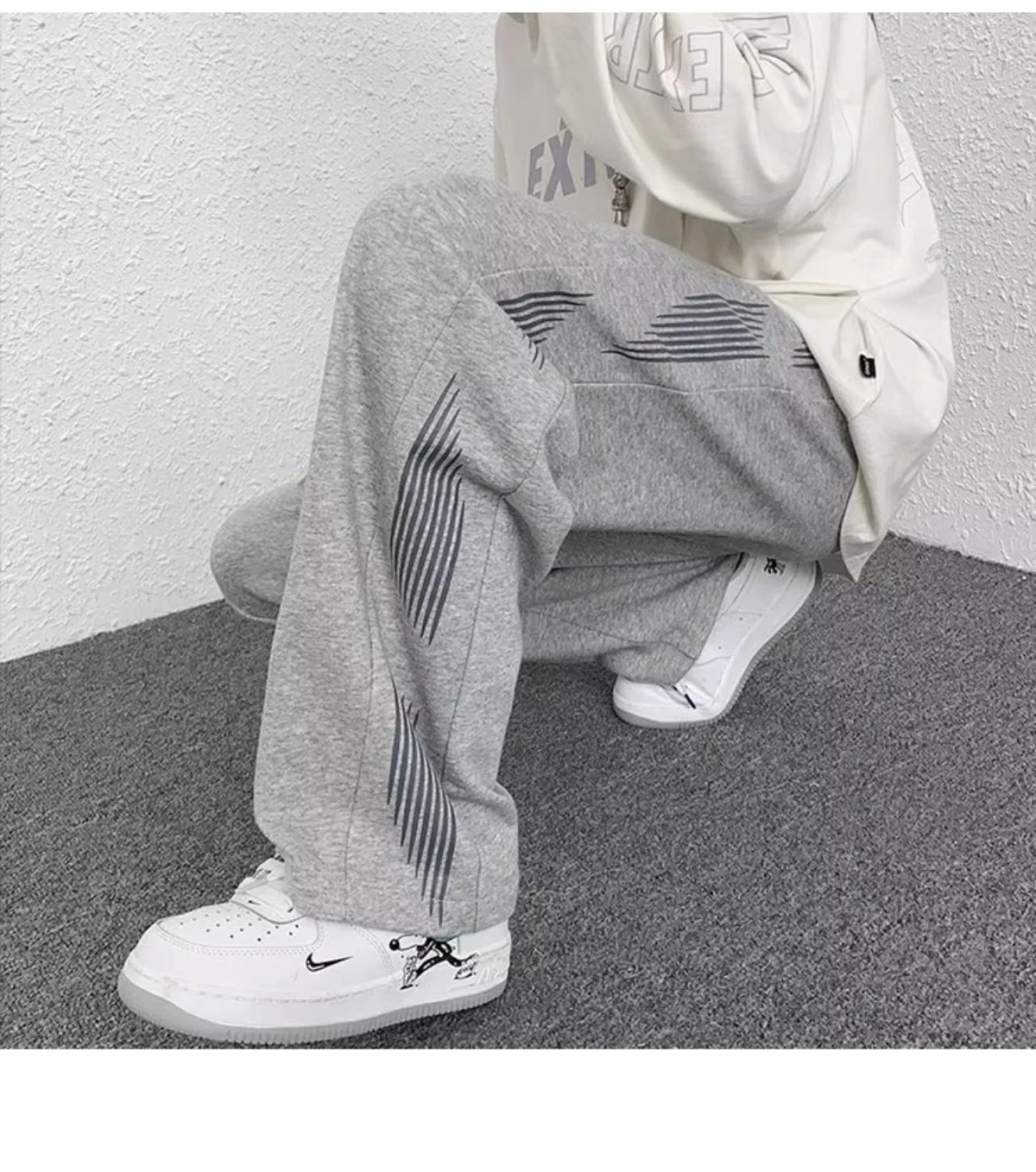

Popular Men Baggy Trousers Fashion Sweatpants Drawstring Basketball Straight Baggy Jogging Wide Outdoors Casual Pants Male Trend
