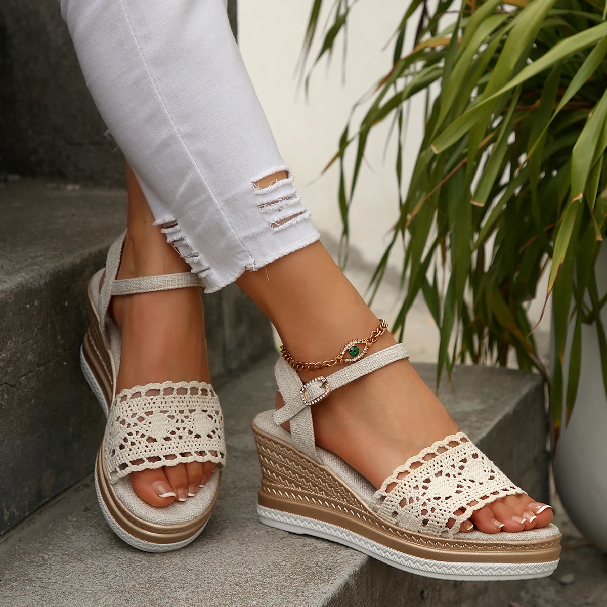 

Модные элегантные повседневные сандалии с круглым носком для женщин, новые летние удобные водонепроницаемые туфли на высоком каблуке с пряжкой для банкета и стола