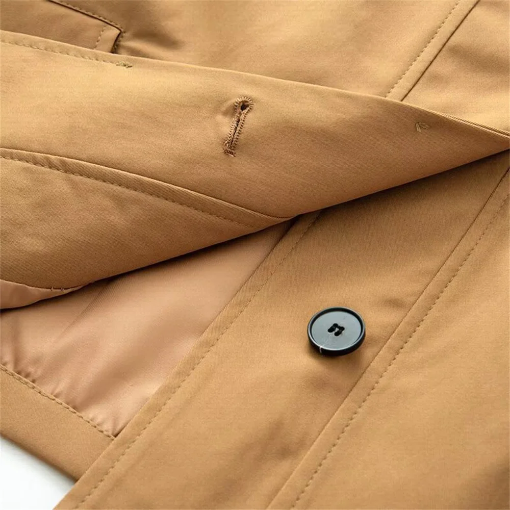 Autumn New Product: Women's Commuting Style, Simple, Casual, Fashionable, Strap up Short Windbreaker Coat