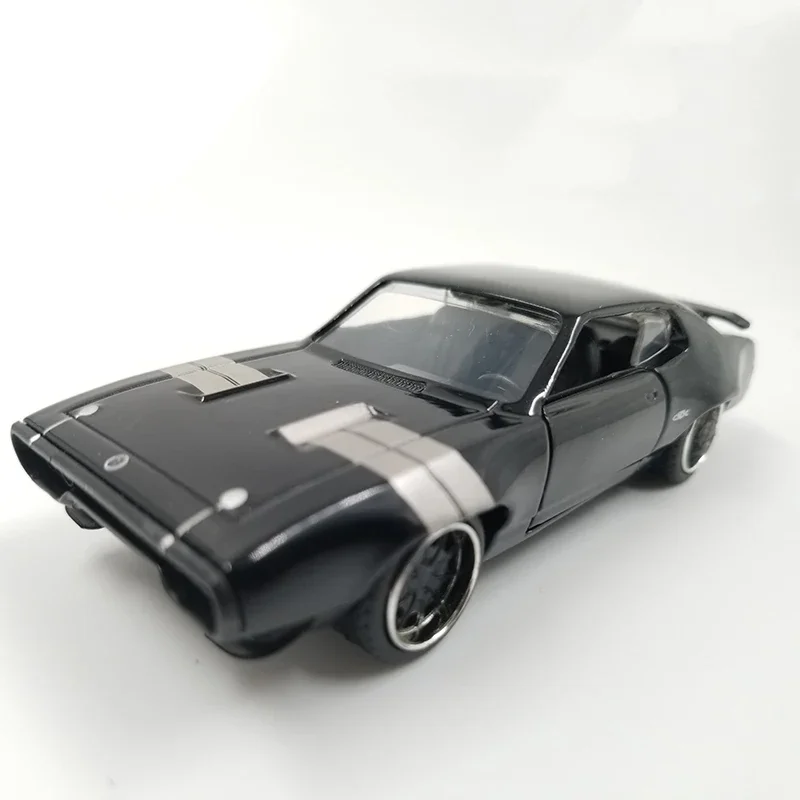 1:32 Scale Metal Alloy Dodges Charger Subaru Plymouth Fast  8 Car Model Pull Back  Diecast Vehicles Toys Children