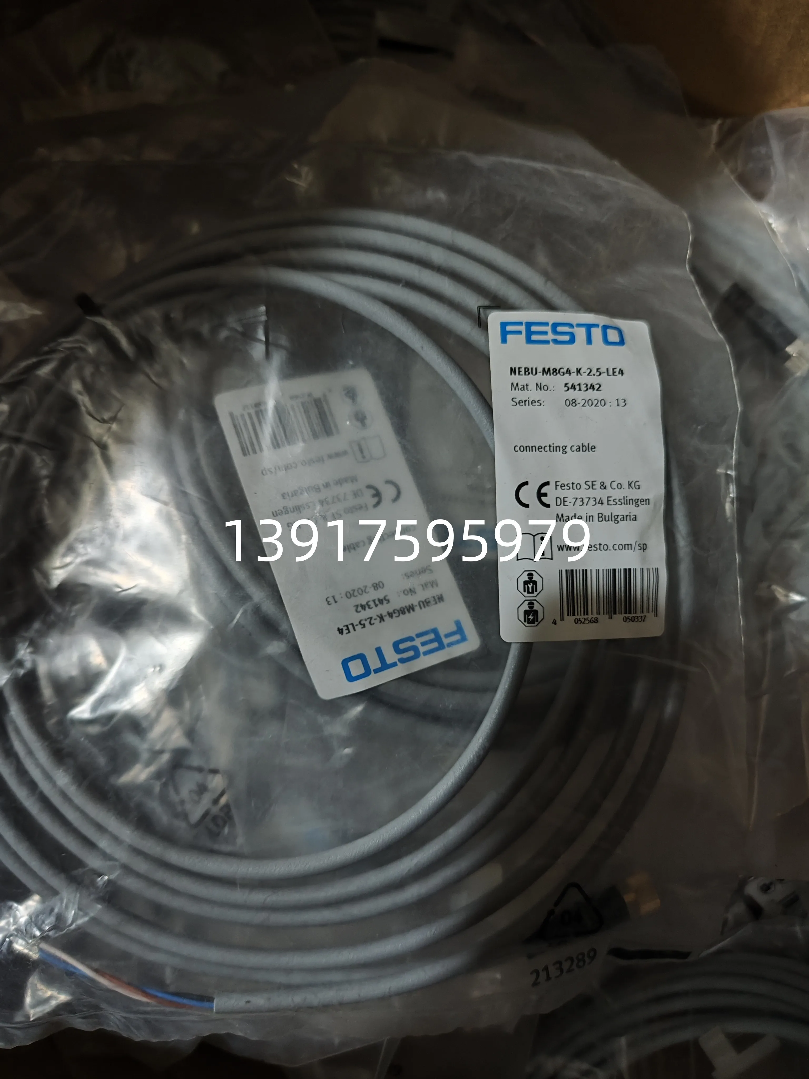 FESTO Swing silinder Festo DRRD-25-180-FH-Y10A tempat.