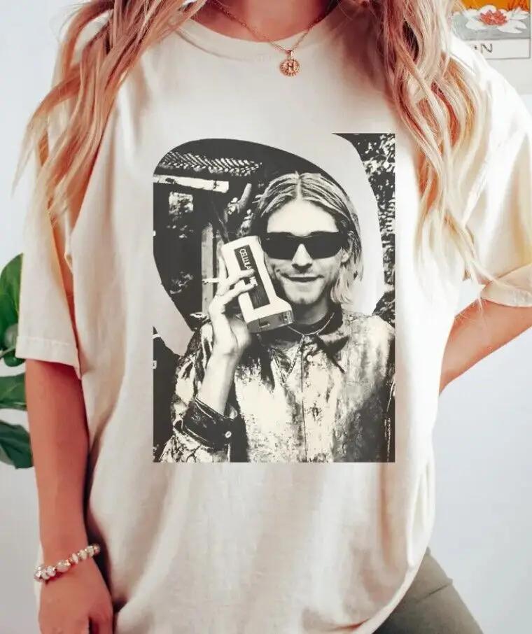 Kurt Cobain Shirt, Kurt Cobain T-Shirt, Unisex Short Sleeve T-Shirt Full S