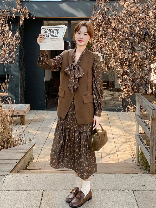 

Women's Floral Print Long Sleeve Dress with Bow Tie Suit Jacket Two Piece Set Spring Autumn Casual High Waist A-Line Skirt