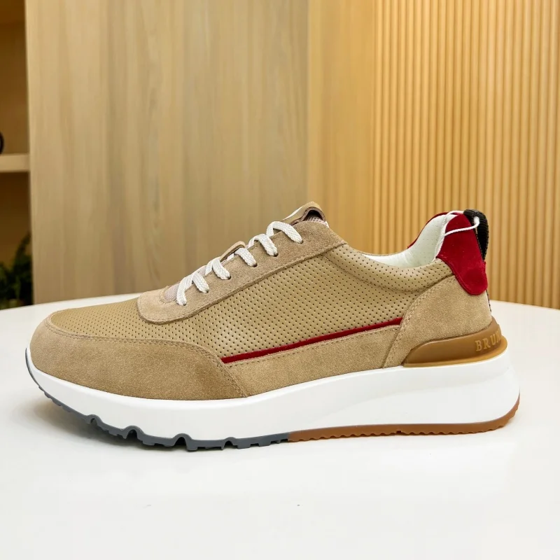 2026 cowhide velvet paired with perforated breathable cowhide leather classic casual sports men's shoes