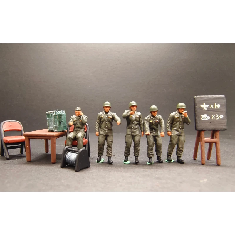 1:72 Scale Model 5pcs/10pcs German Command Radio Commander Tactical Board Tables and Chairs Soldiers Action Figure Toys Dolls