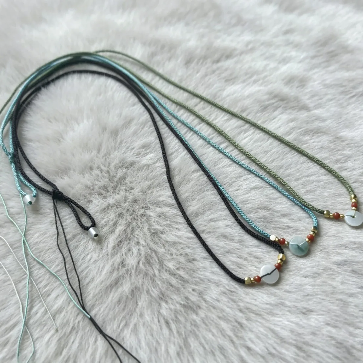 National Style Fine Safety Buckle Hanging Rope, Adjustable Braided Necklace Rope, Three Color Fine Jade Pendant, South Red Small
