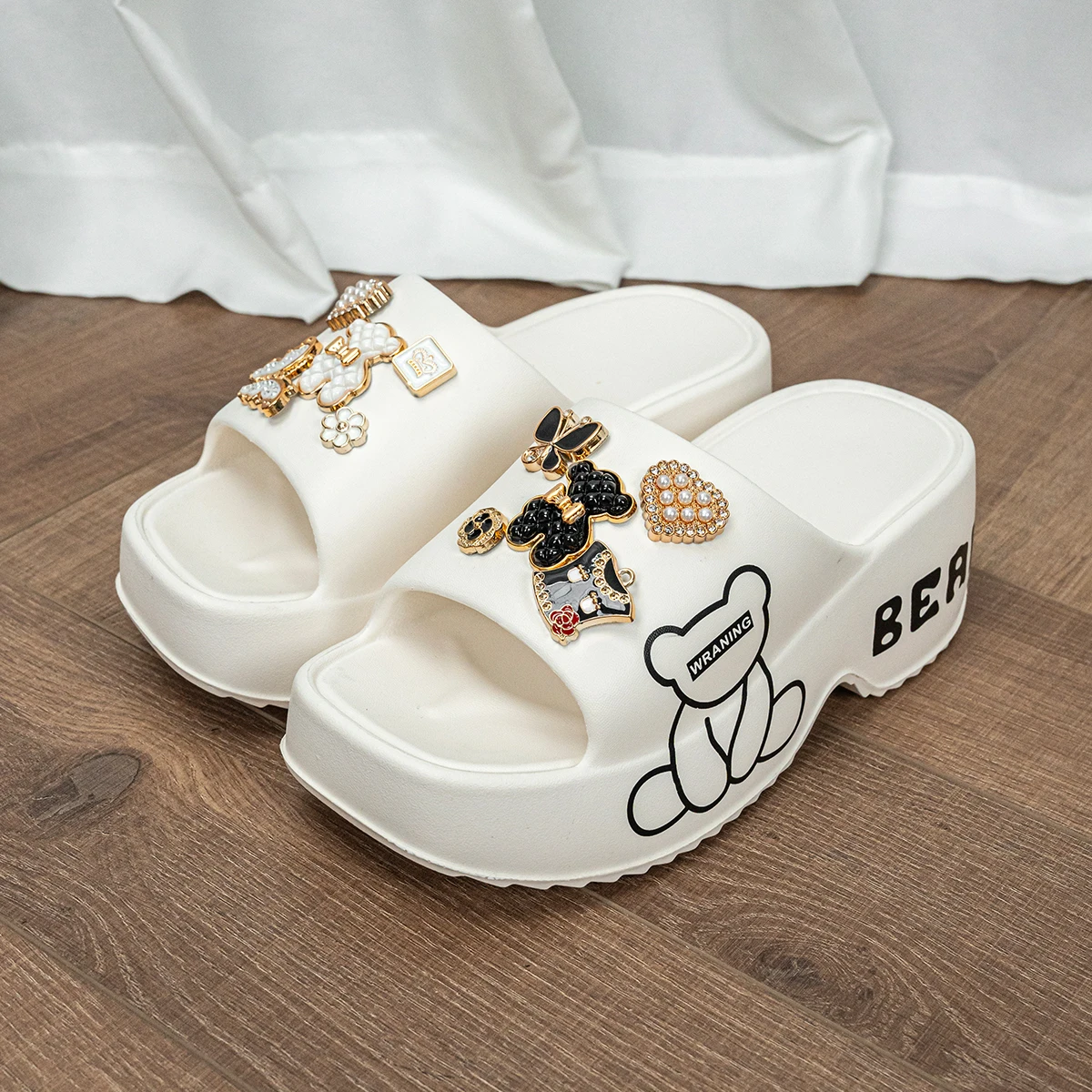 New Black and White Bear Thick-Soled Wedge Heel Women's Sandals and Slippers E19