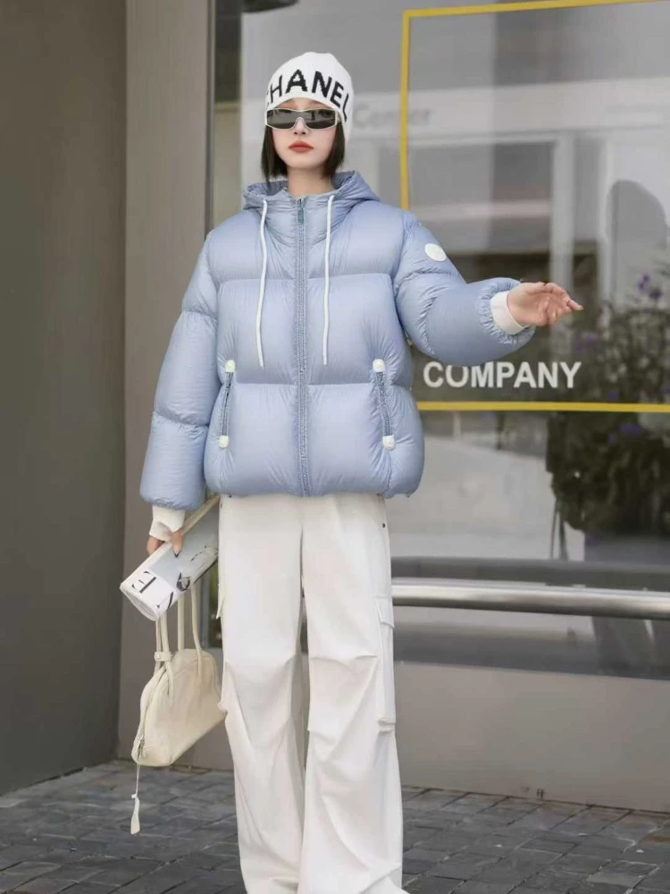 2025 جديد أسفل سترة 90 الأبيض بطة معطف منتفخ المرأة الشتاء مقنعين سميكة الدافئة بلون سترات قصيرة لملابس خارجية