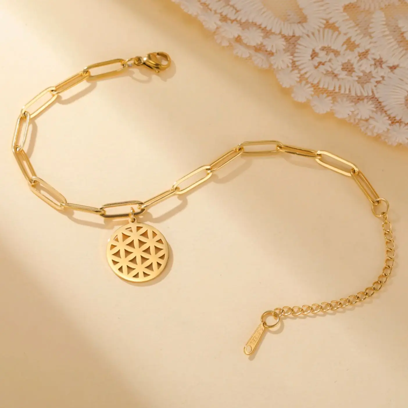 LIKGREAT New Fashion Bracelet Flower of Life Hand Chain  for Women Stainless Steel Jewelry Sacred Geometry Good Luck Amulet Gift