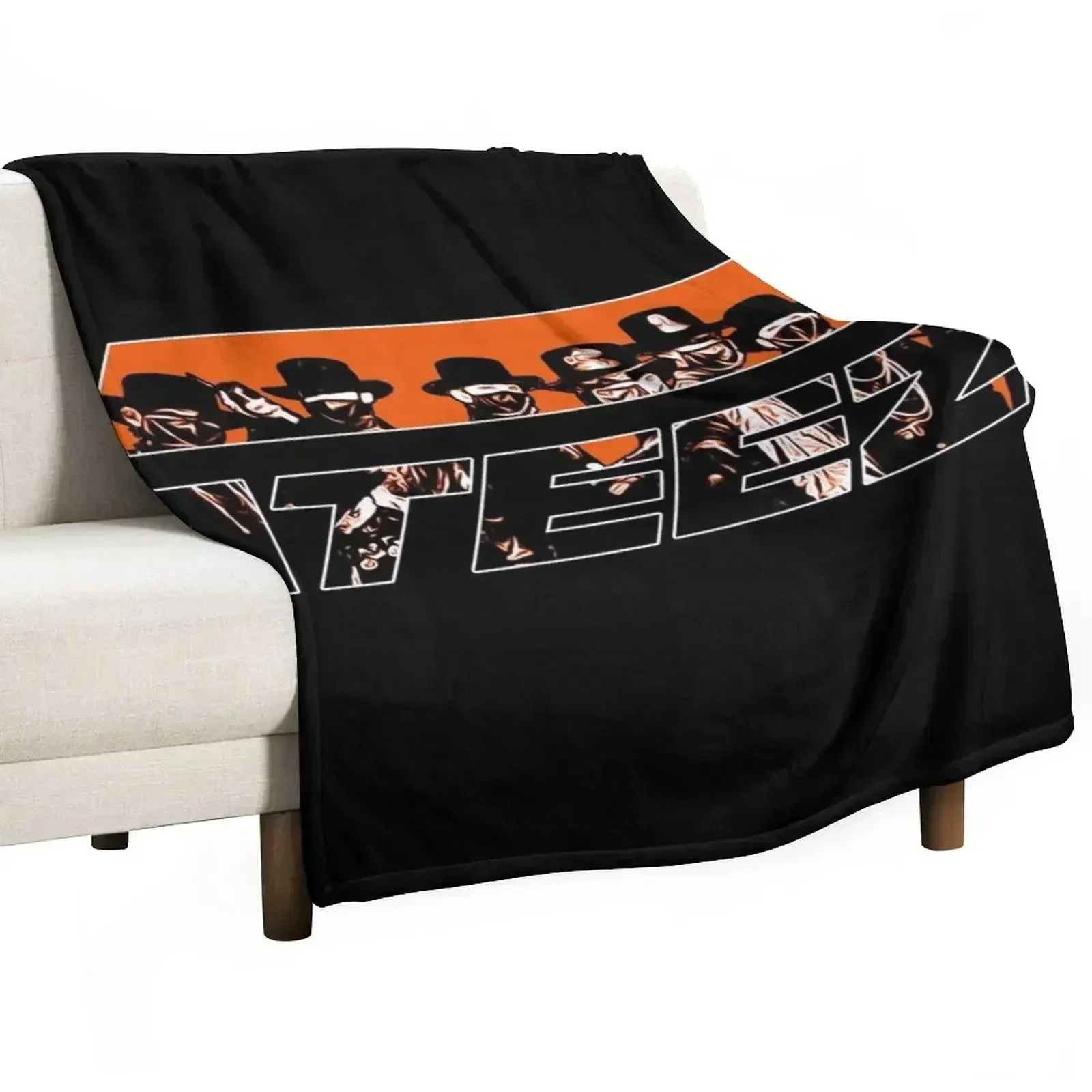 

ATEEZ - OrangeLogo Throw Blanket manga sofa bed Bed Blankets