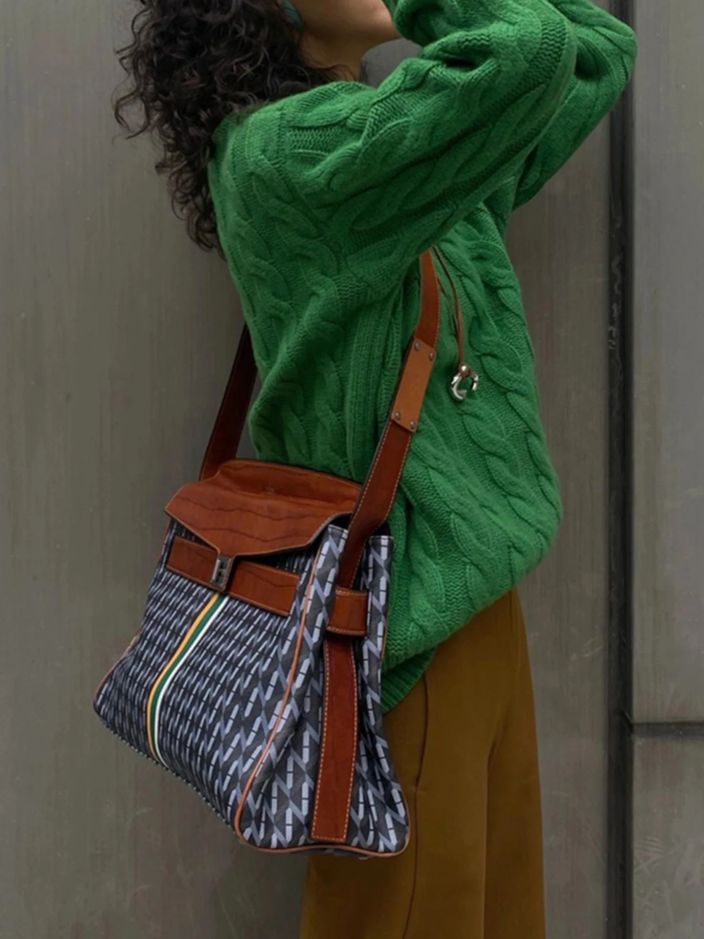 เสื้อถักไหมพรม Ele Thiened Long Sve ดีไซน์เรียบง่าย สวมใส่สบาย ทรงหลวม แฟชั่นสำหรับฤดูใบไม้ร่วง เสื้อผู้หญิง Camere Swe...