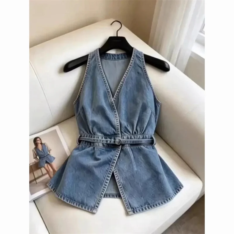 2026 Summer Autumn New Korean Style Denim Vest Women's Waistcoat Fashion Waist Cinched Sleeveless Denim Jacket Top Female
