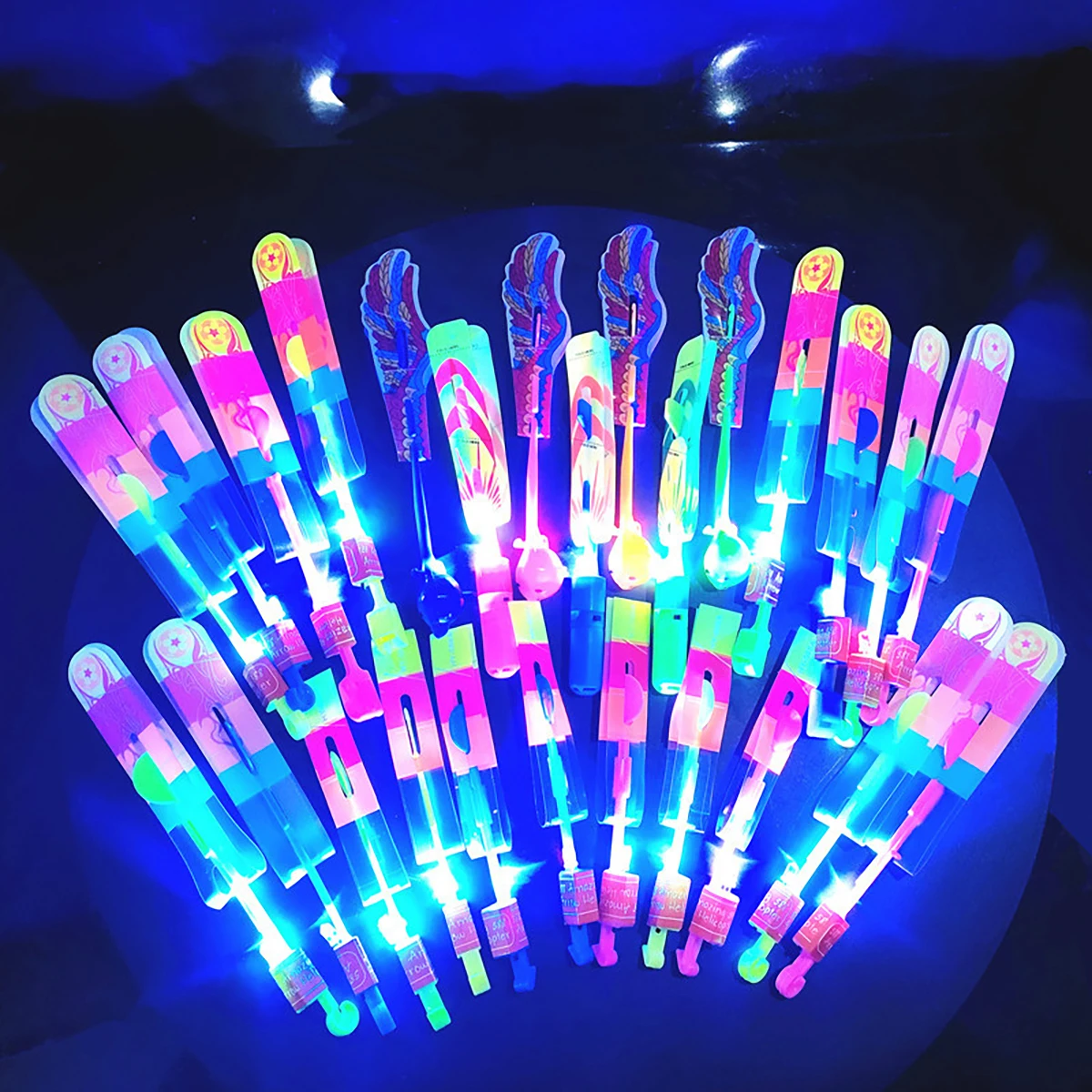 10pcs Luminous Flashing LED Light Large Slingshot Flying Arrow Outdoor Toy CHILDREN'S Gift Shooting Powerful Bow and Arrow