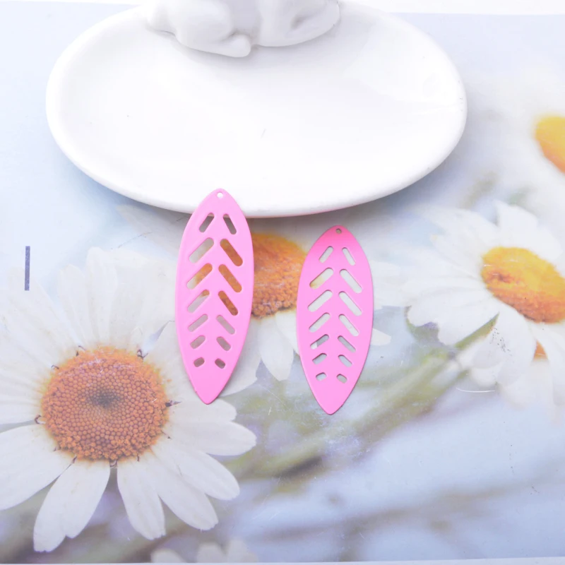 10 Stück AB8144 Messing-Filigran-Anhänger mit langen Blättern, bunte Ohrringe, Anhänger für DIY-Schmuckherstellung – Detail 2