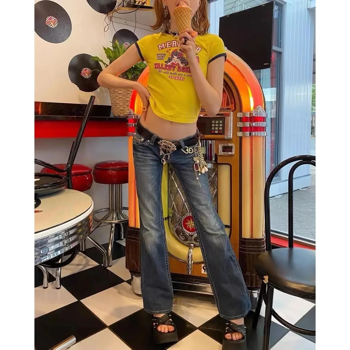 T-shirt Hip Hop Top EMO Spicy Girl Y2k Crop top Harajuku Graphic Print Grunge Goth Vintage Baby Tee Punk Streetwear Short Sleeve