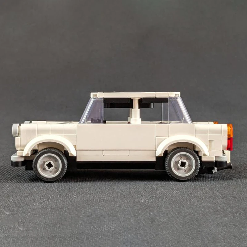 267PCS MOC-241913 Trabant Retro Auto Modell Stadt Technische Fahrzeug Bausteine Kreative Ziegel Junge Montage Spielzeug Kinder Weihnachten Geschenk
