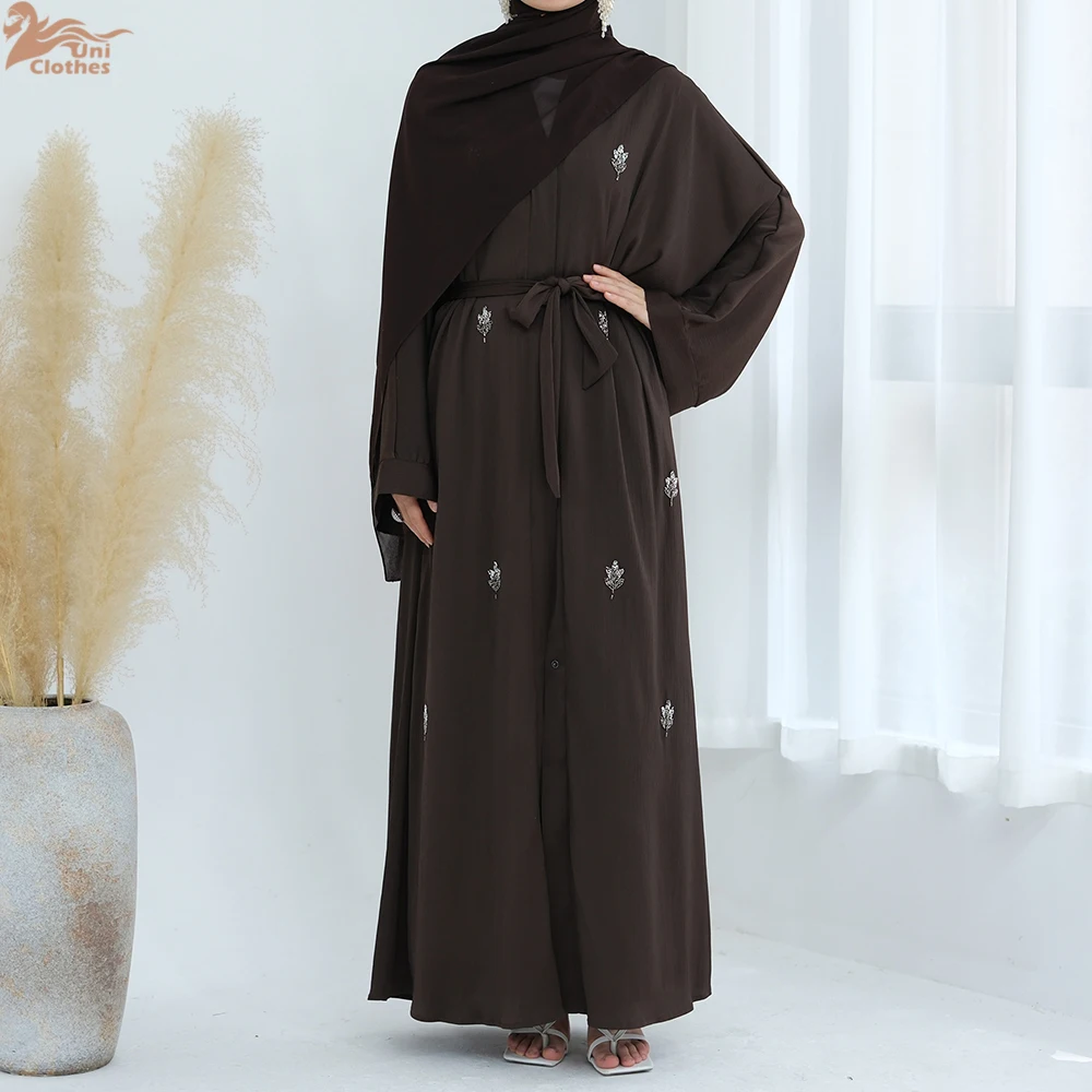 

2025 Ramadan Eid Dubai Luxury Kimono Robe Leaf Beaded Satin Muslim Cardigan Modest Women Islamic Clothing Open Abaya